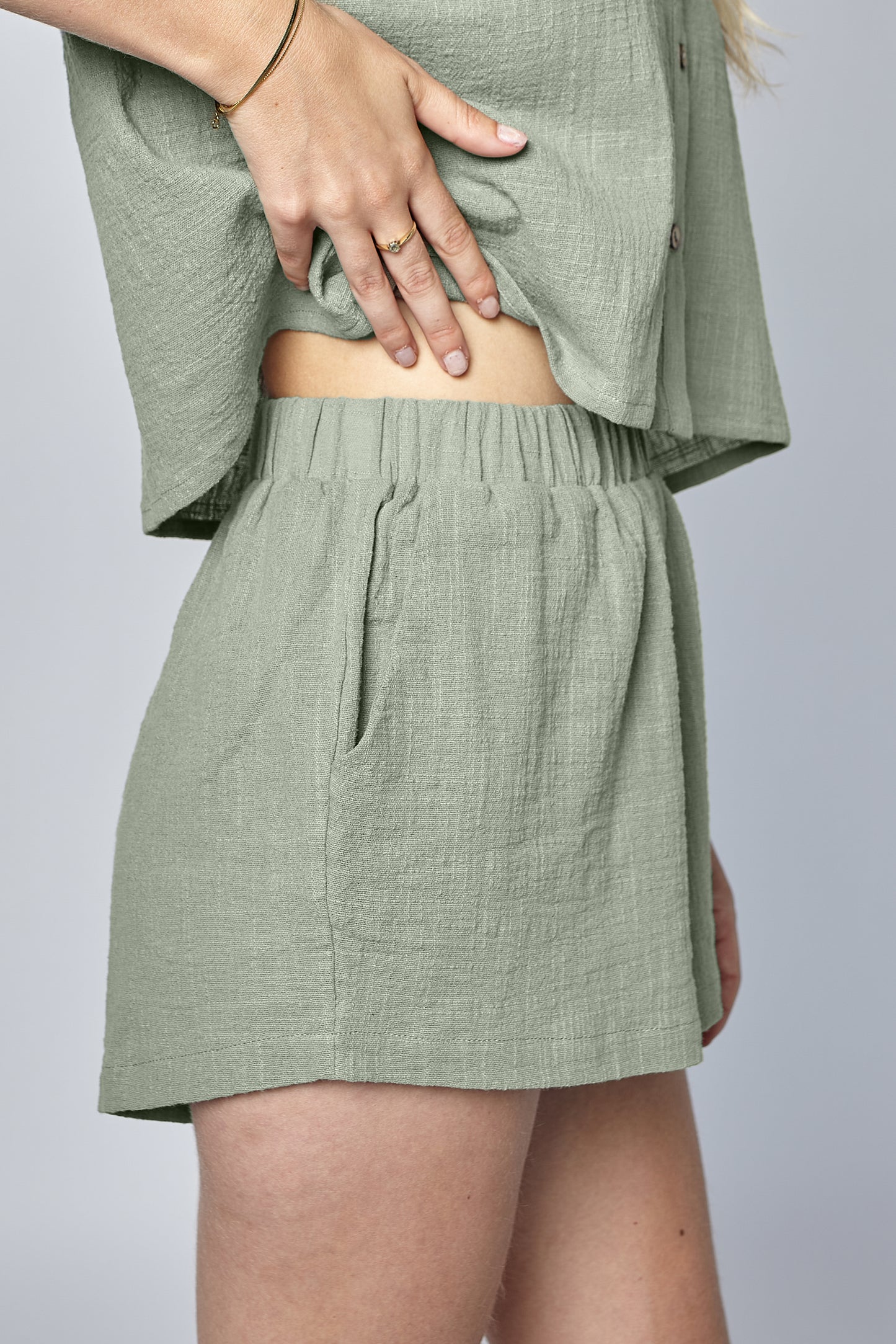 BESA SHORTS - DESERT SAGE